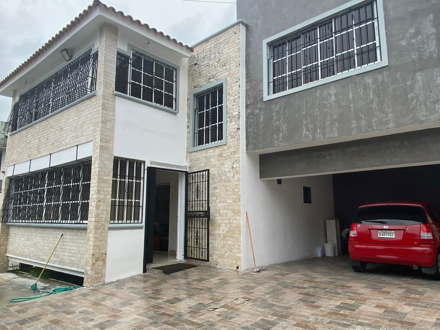 casas - Alquiler de Casa en Viejo Arroyo Hondo para vivir o Oficinas 1