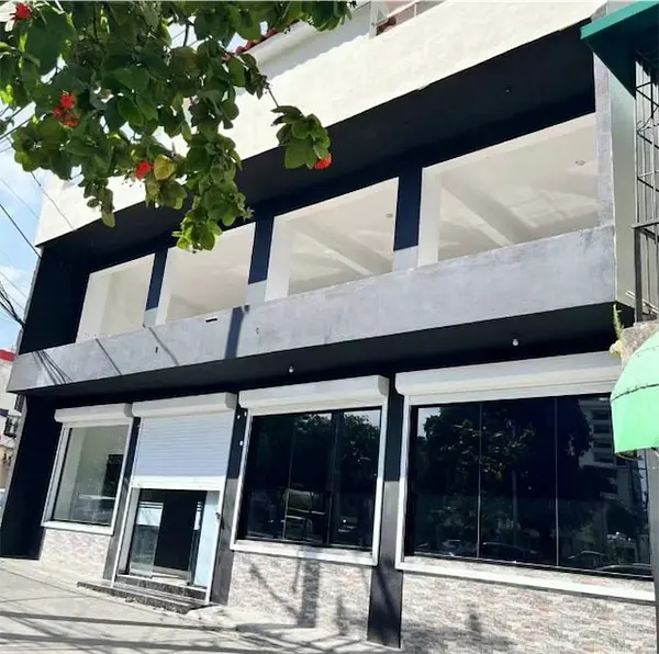 oficinas y locales comerciales - Local altamente comercial  2