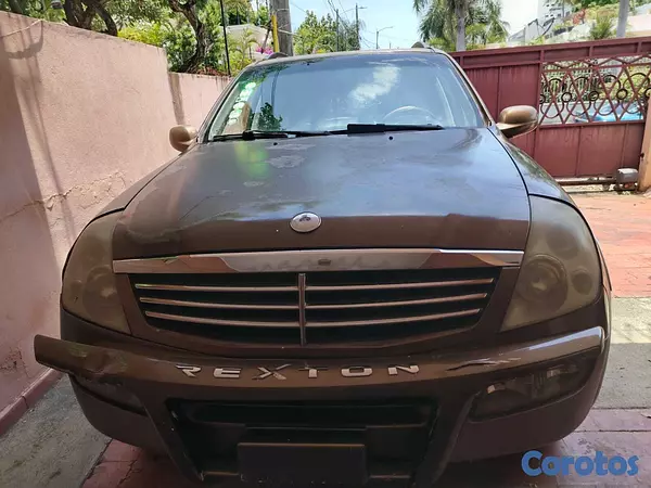 jeepetas y camionetas - SsangYong Rexton 2006 Diesel  2