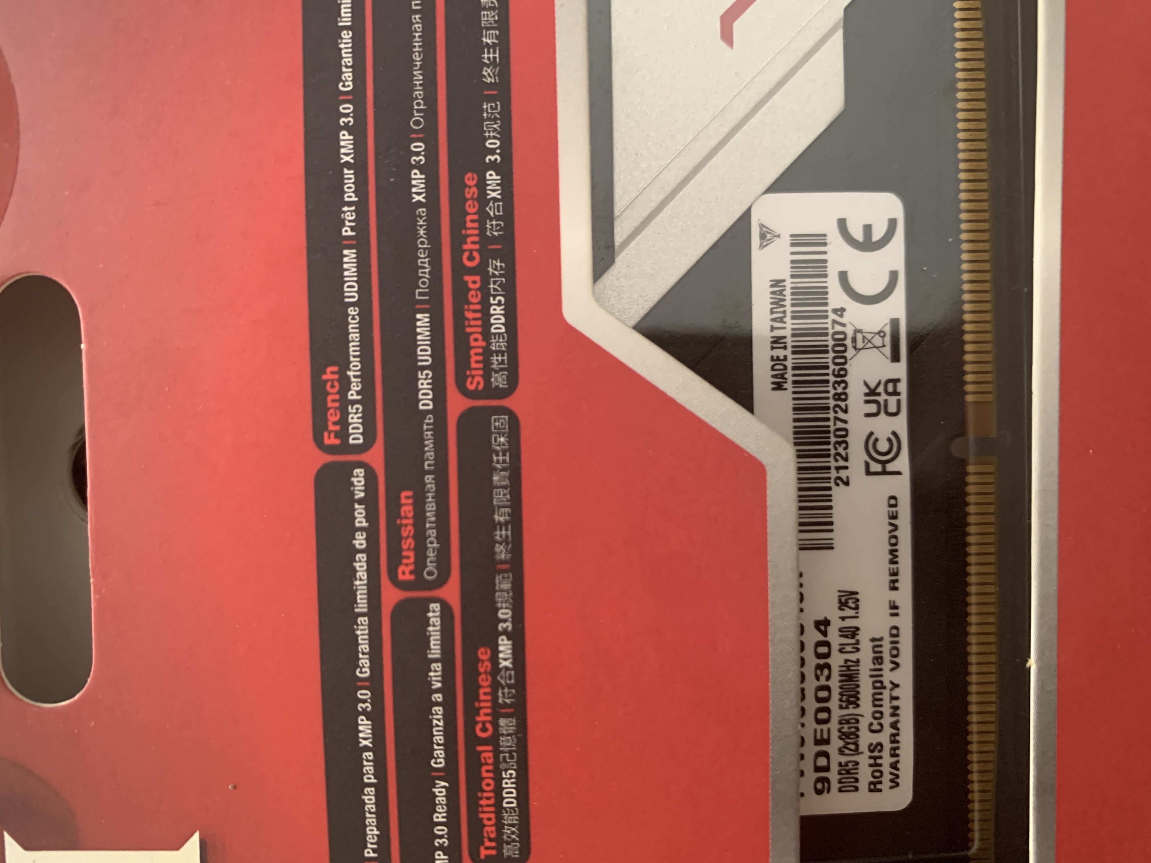 computadoras y laptops - MemoriasRAMVIPERVENOMDDR516GB Kit(2x8GB)5600MT/Scompatiblecon Intel XMP/AMD Expo 2