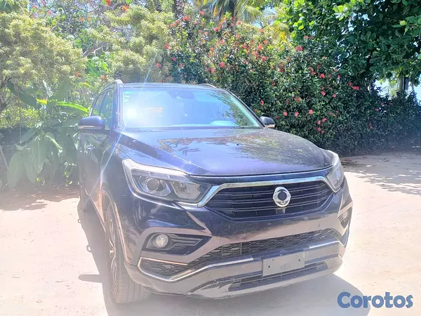 jeepetas y camionetas - ssangyong rexton 2023 4