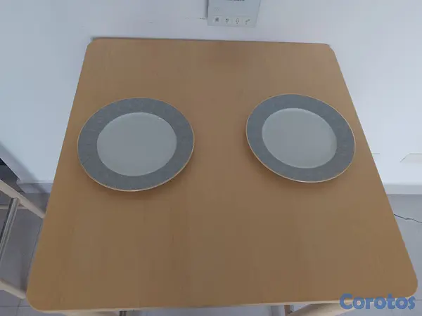 muebles y colchones - Mesa alta con 2 taburetes de IKEA 4