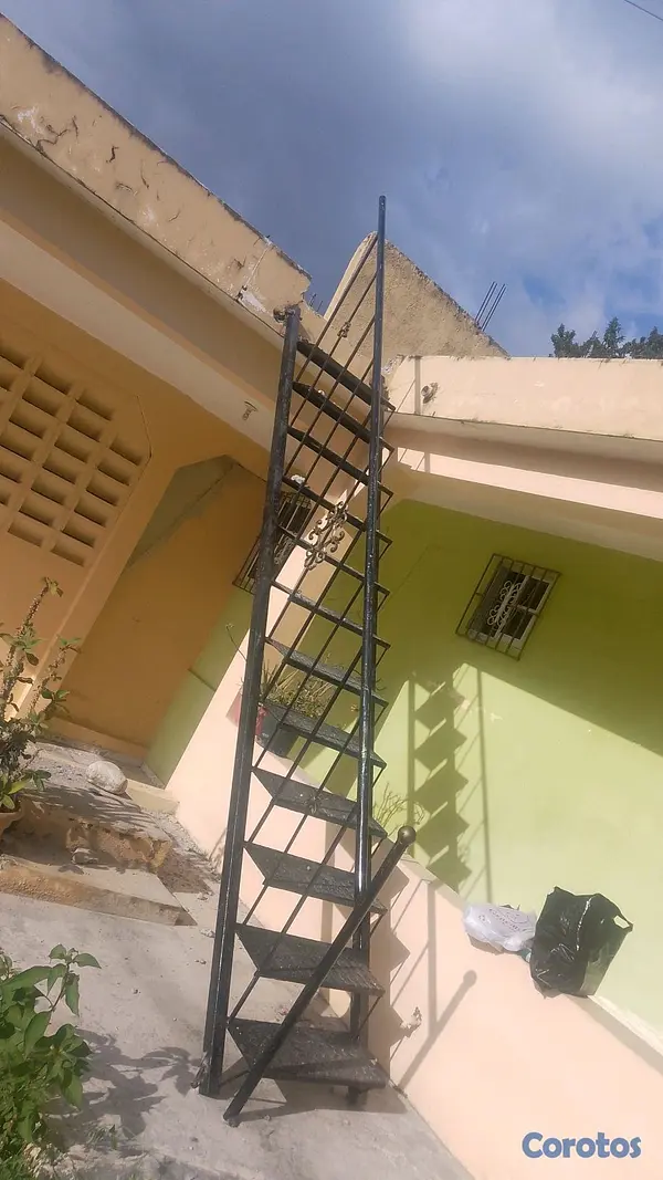 negocios en venta - escalera recta  4