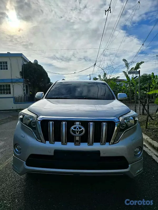 jeepetas y camionetas - Toyota land cruicer prado vxl 2015 2