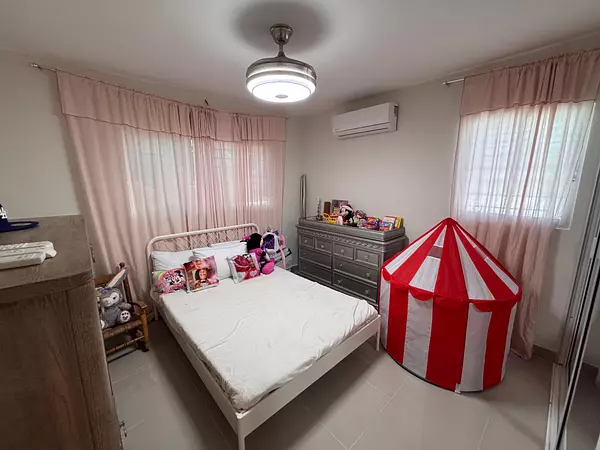 apartamentos - Apartamento con Piscina y Area de Juegos, Llanos d 2
