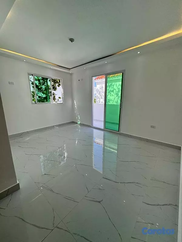 casas - Casa con piscina en prado oriental  4