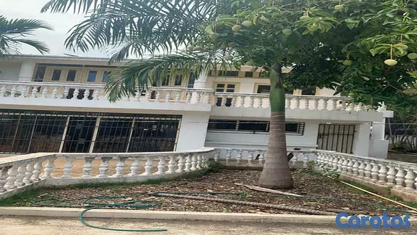 casas - Amplia casa en Los Cacicazgos 2
