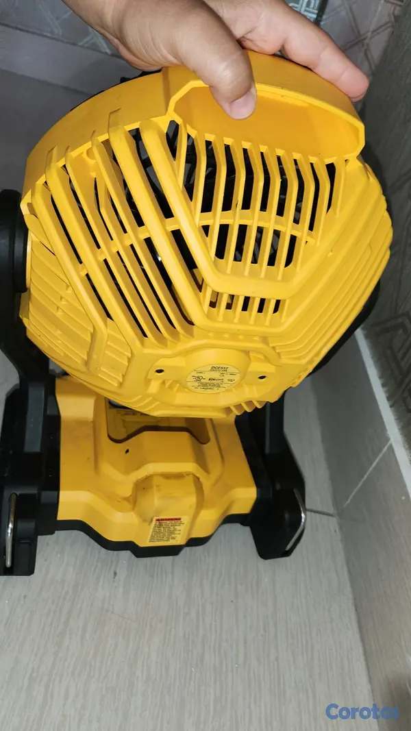 aires acondicionados y abanicos - ABANICO DEWALT PEQUEÑO 2