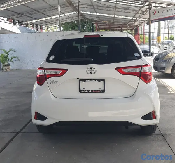 carros - ***TOYOTA VITZ SPORT 2020 IMPECABLE 13