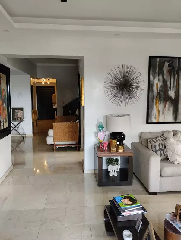apartamentos - Apartamento de dos niveles, Naco, Distrito Nacional  2