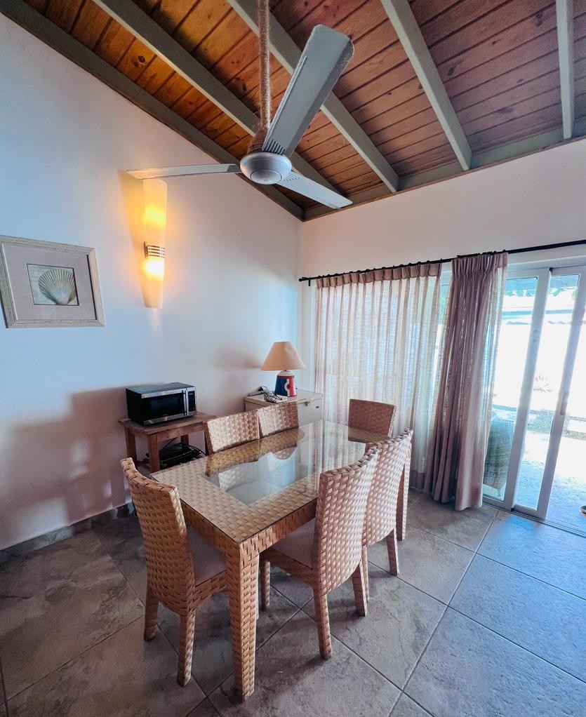 casas vacacionales y villas - ALQUILER DE VILLA EN JUAN DOLIO  0