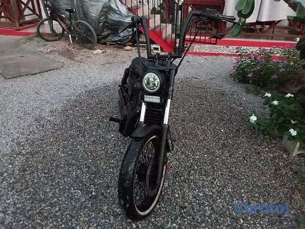 motores y pasolas - Suzuki Intruder Bobber classica 9