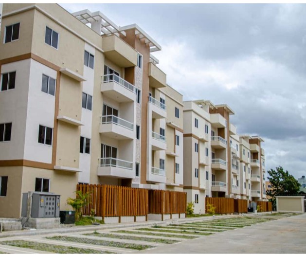 apartamentos - Av. Monumental esquina Autopista Duarte  7