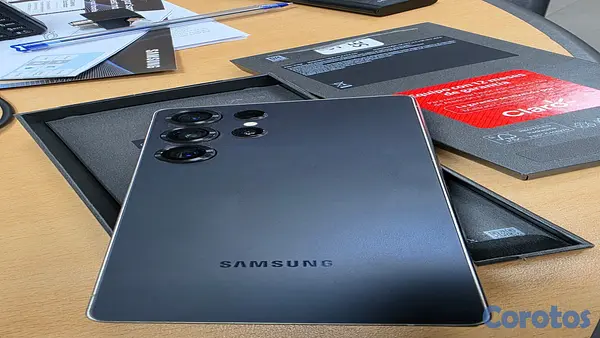 celulares y tabletas - Samsung S25 Ultra 1TB, negro, condición A+ 3