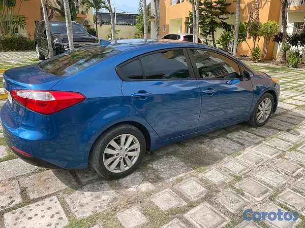 carros - kia forte 2014 4