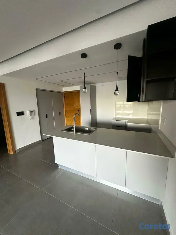 apartamentos - APARTAMENTO EN RENTA – GAZCUE, PISO ALTO 6