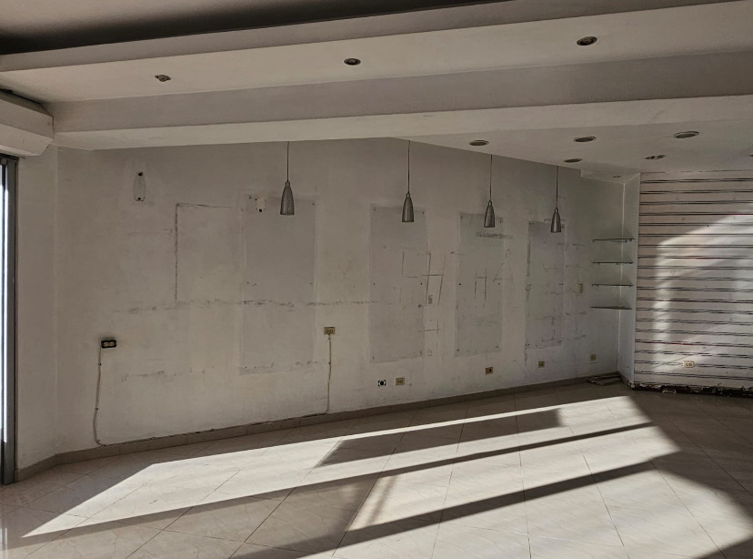 oficinas y locales comerciales - se alquila  1