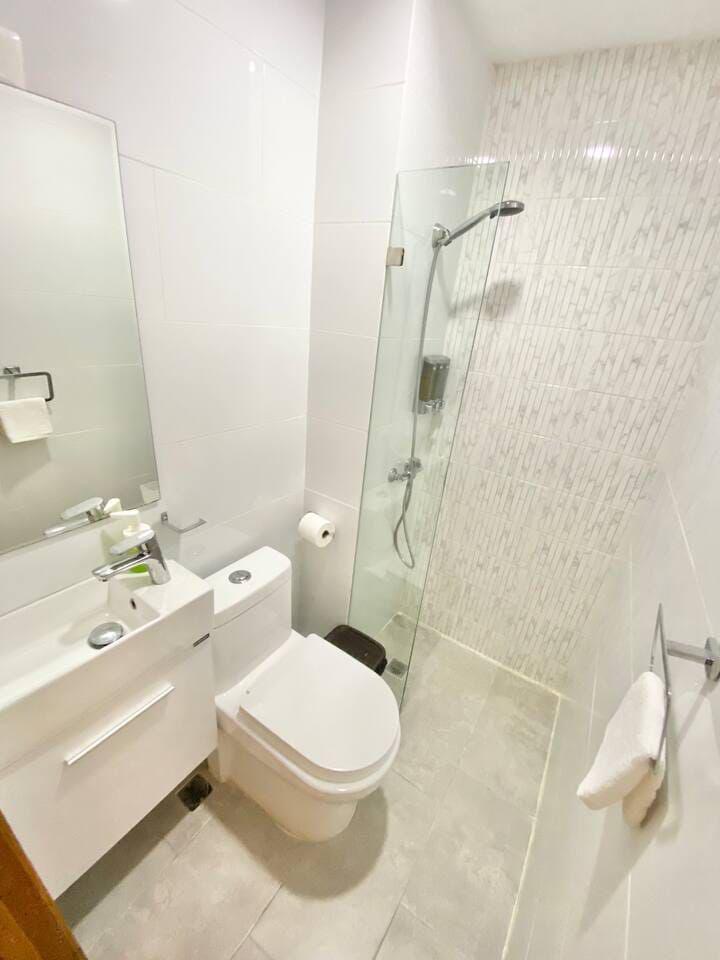 apartamentos - Apartamento en Venta y Alquiler Amueblado PARAÍSO  4