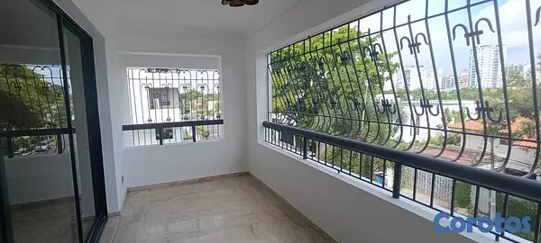 apartamentos - Bella Vista, Excelente apartamento de 240mts 3hab 2