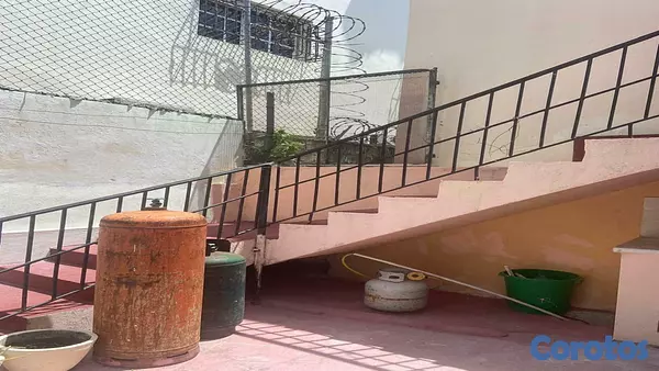casas - Casa en el Millon Dos casas en Una Zona Comercial 3