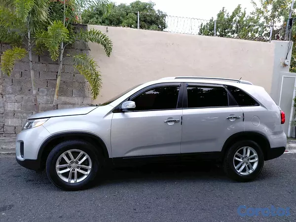 jeepetas y camionetas - 🚘 Kia Sorento 2015 en Venta 🚘 4