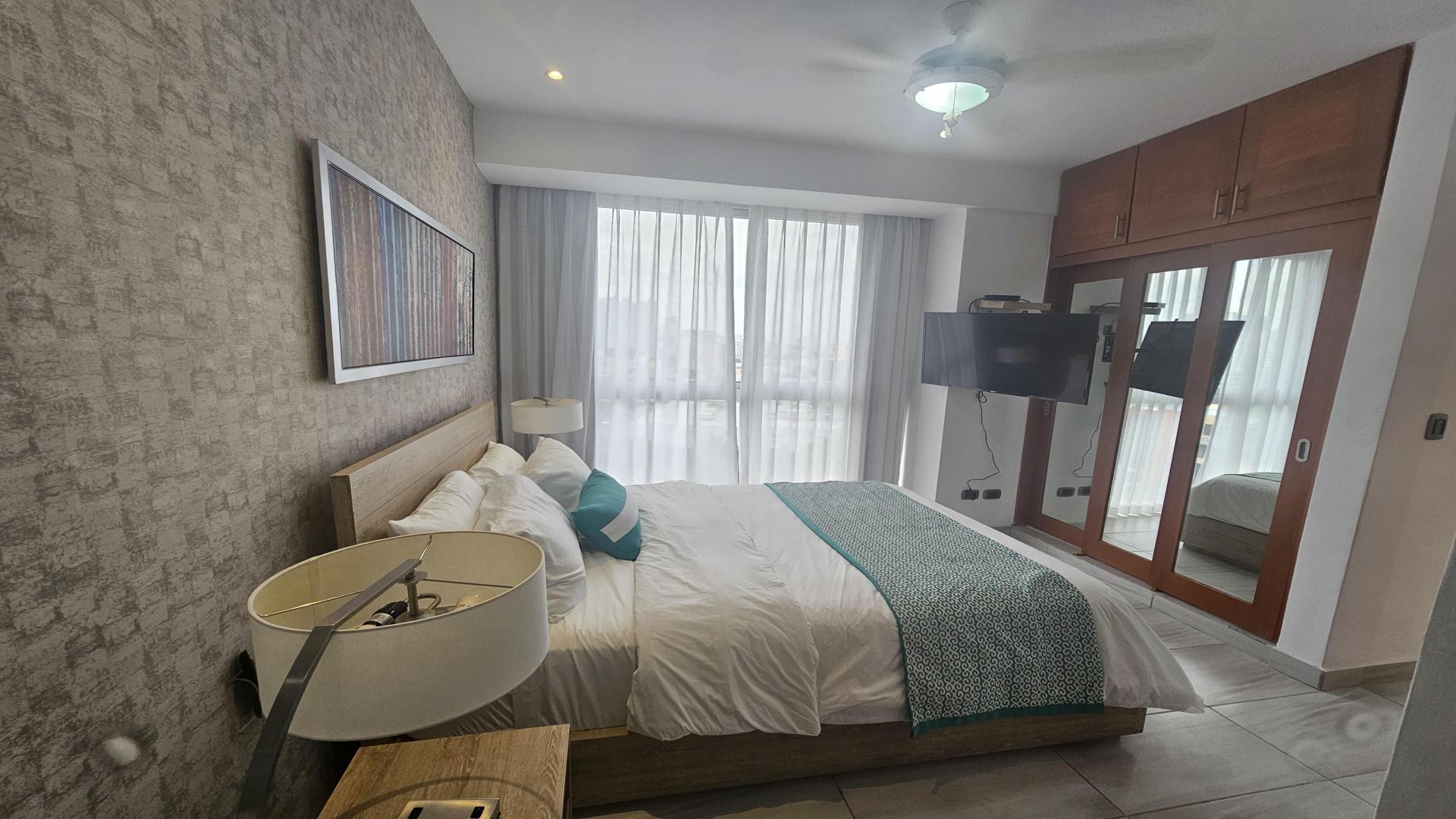 apartamentos - Apartamento Amueblado con estudio en Piantini 3