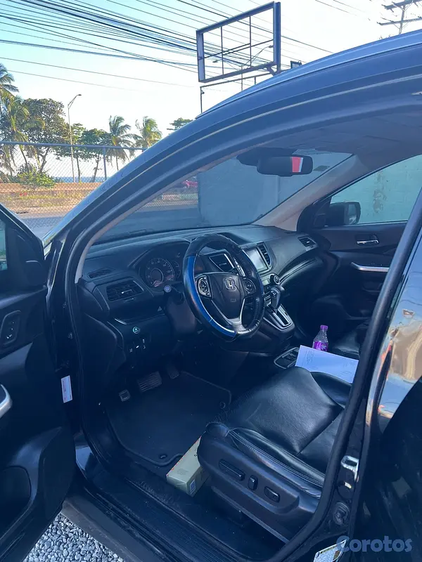 jeepetas y camionetas - HONDA CRV TURING 2016 buenas condiciones  4
