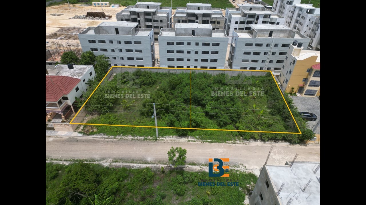 solares y terrenos - Solares en Venta, 560 y 503 Metros en Petropolis 6