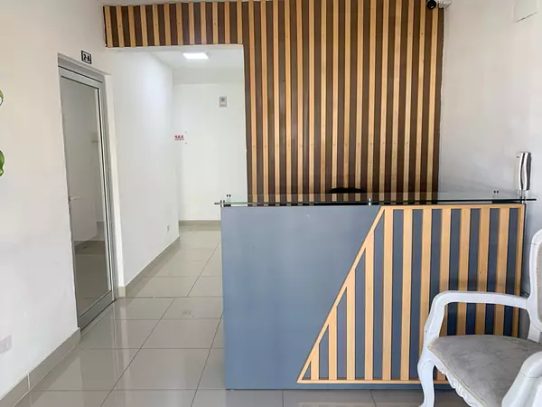 oficinas y locales comerciales - Local céntrico en bella vista  3