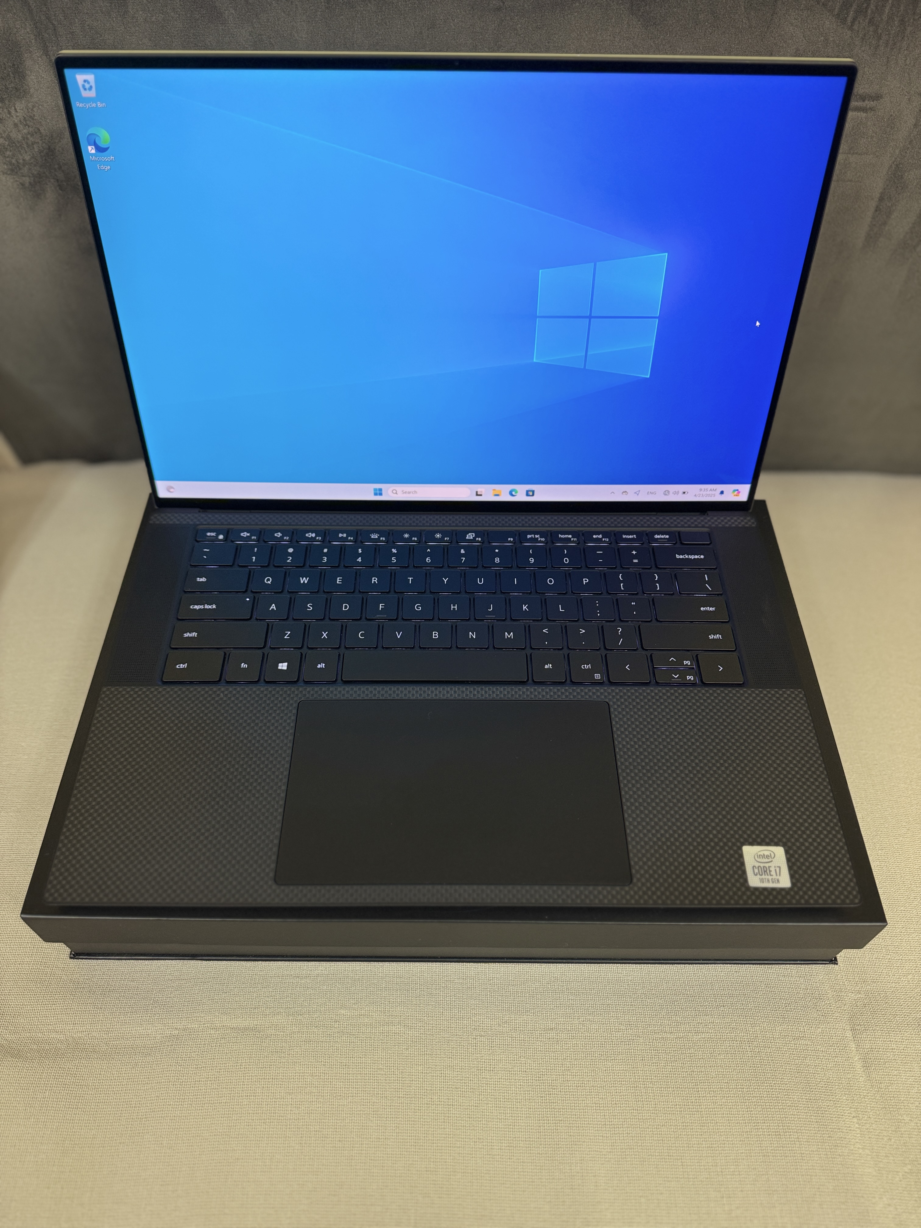 computadoras y laptops - Dell XPS 15" 9500 - 15.6" UHD+ Touchscreen