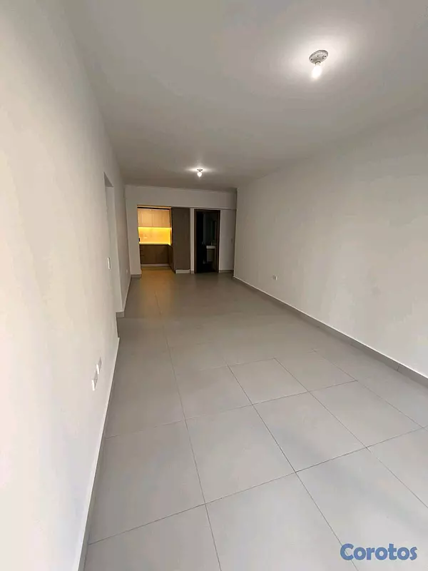 apartamentos - Apartamento en alquiler en torre Nueva en 📍Evaristo Morales  5