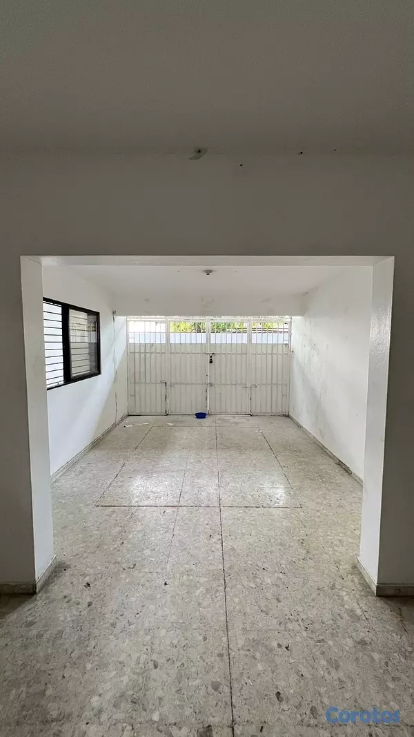 oficinas y locales comerciales - LOCAL COMERCIAL  8