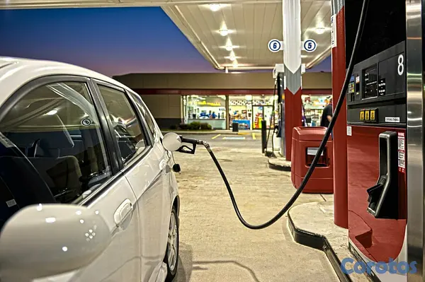 otros inmuebles - Estación de combustibles - cabrera 