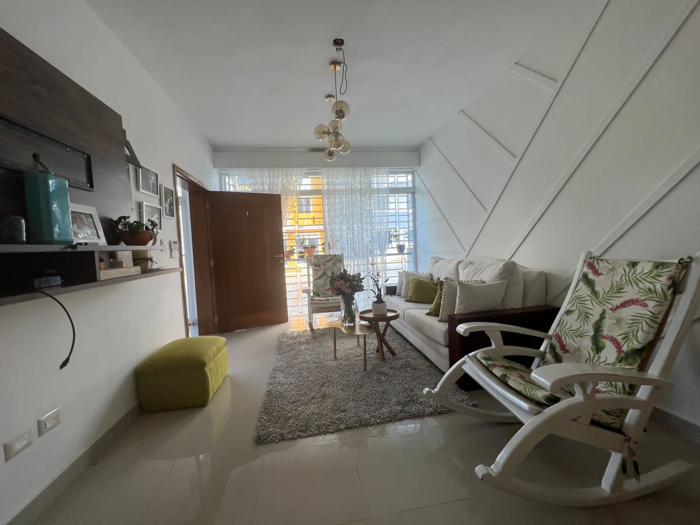 apartamentos - Hermoso 1er Nivel en Las Damas, Santiago 1