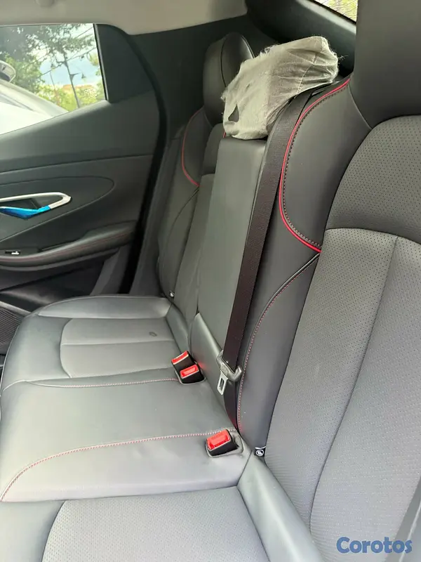 jeepetas y camionetas - Vendo Changan Unit T 2023 gris atomico como nueva 2