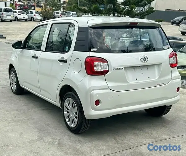 carros - 2020 Toyota Passo  2