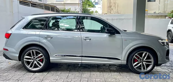 jeepetas y camionetas - Audi Q7 Sline  3