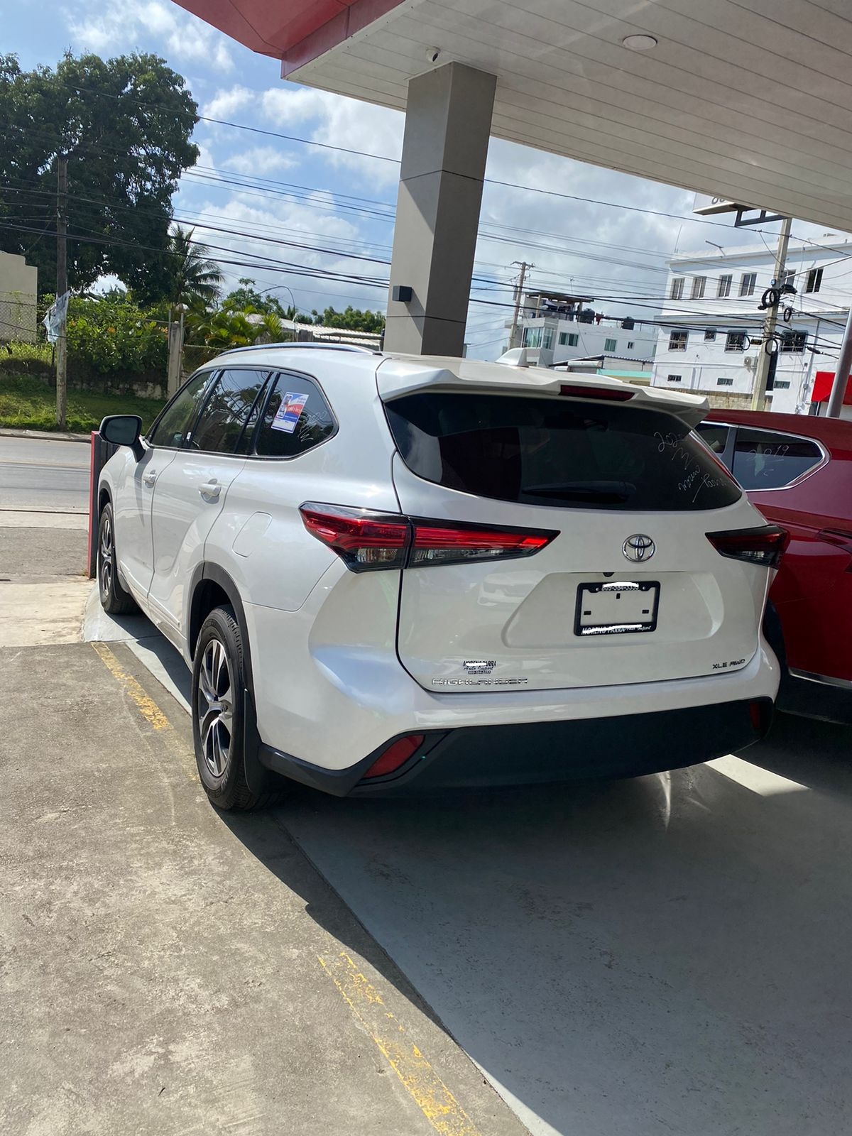jeepetas y camionetas - 2020 Toyota Highlander XLE 4x4  1