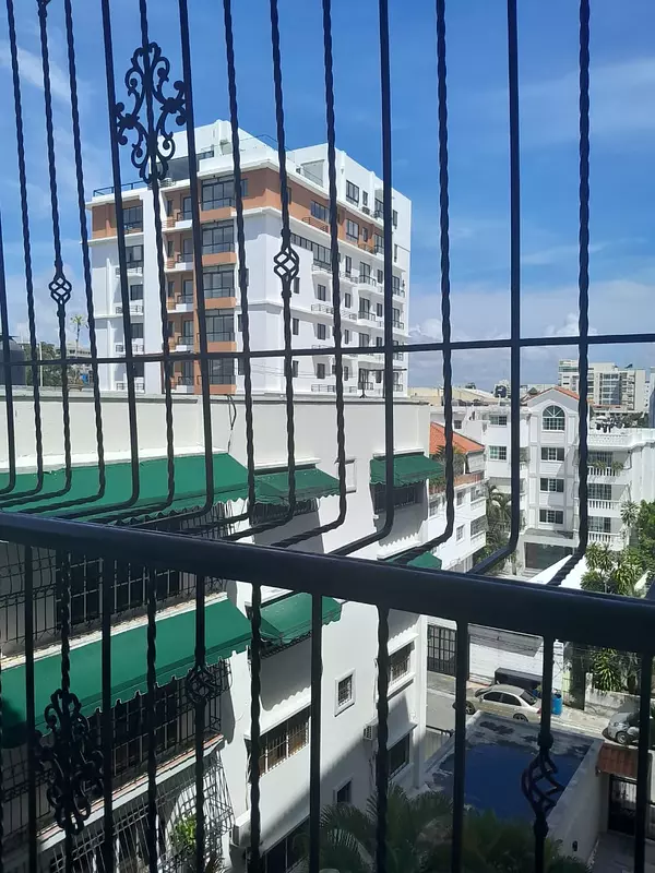 apartamentos -  Apartamento en alquiler  amueblado en bella vista 2