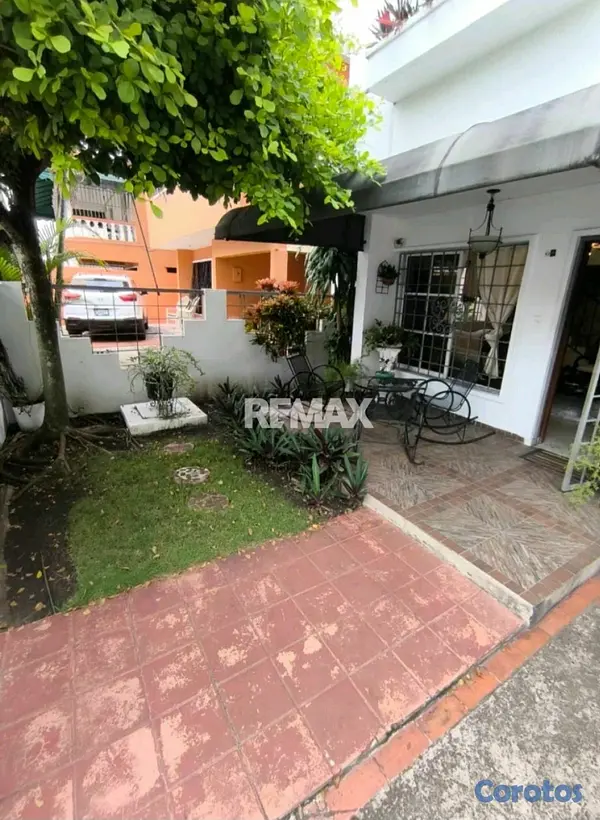 casas - en venta casa en reparto los 3 ojos 7