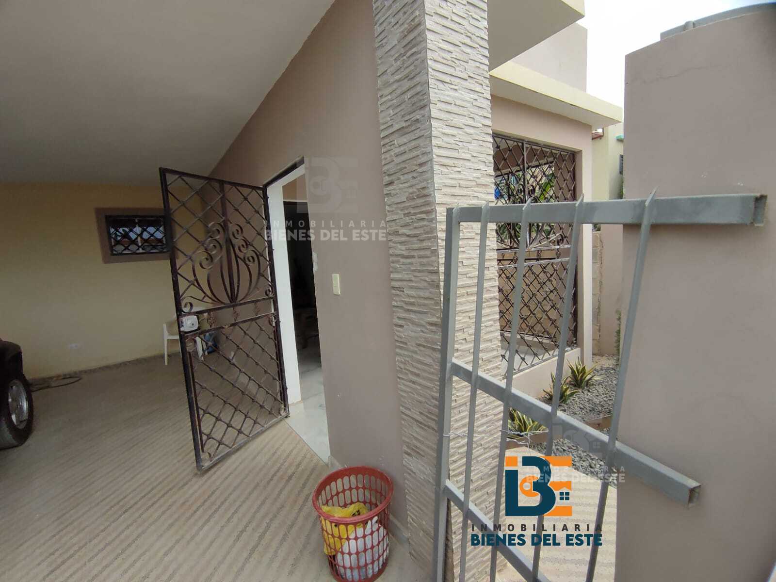 casas - Se Vende  Moderna Casa en Villa Cesarina 5