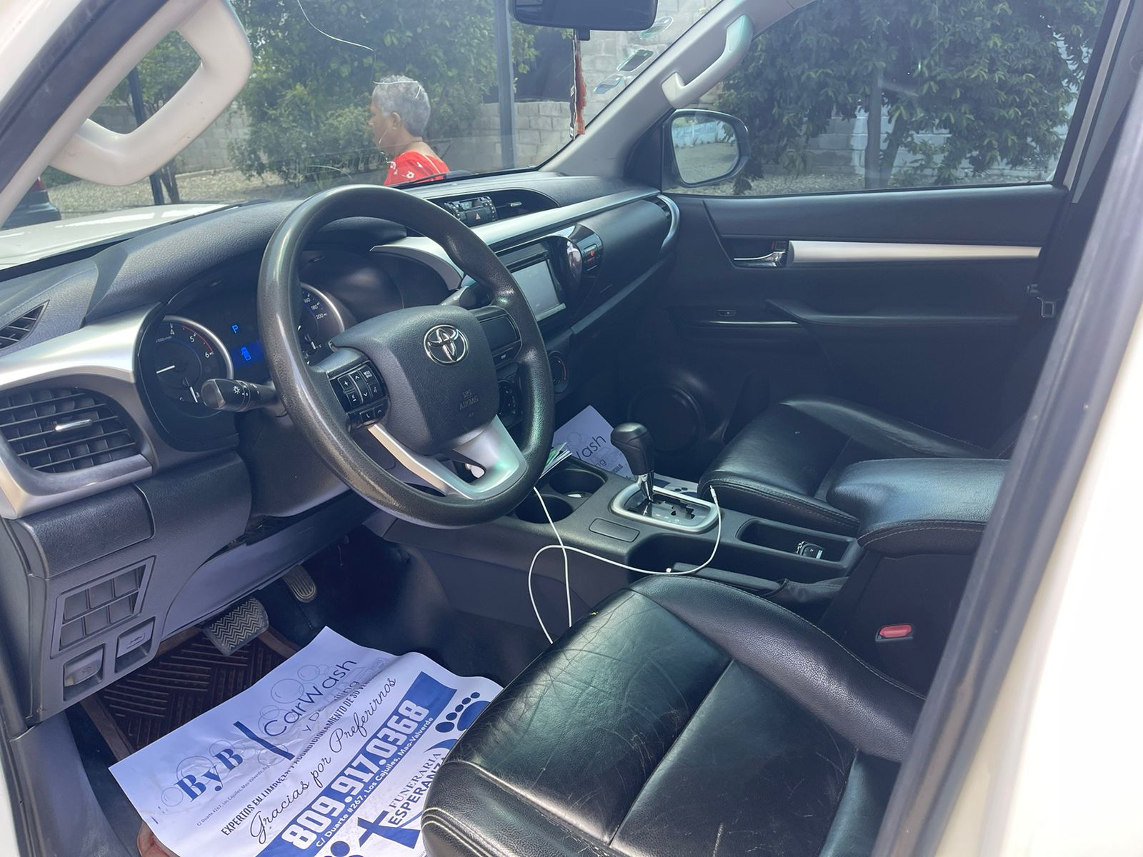 jeepetas y camionetas - Toyota hilux 2016 3