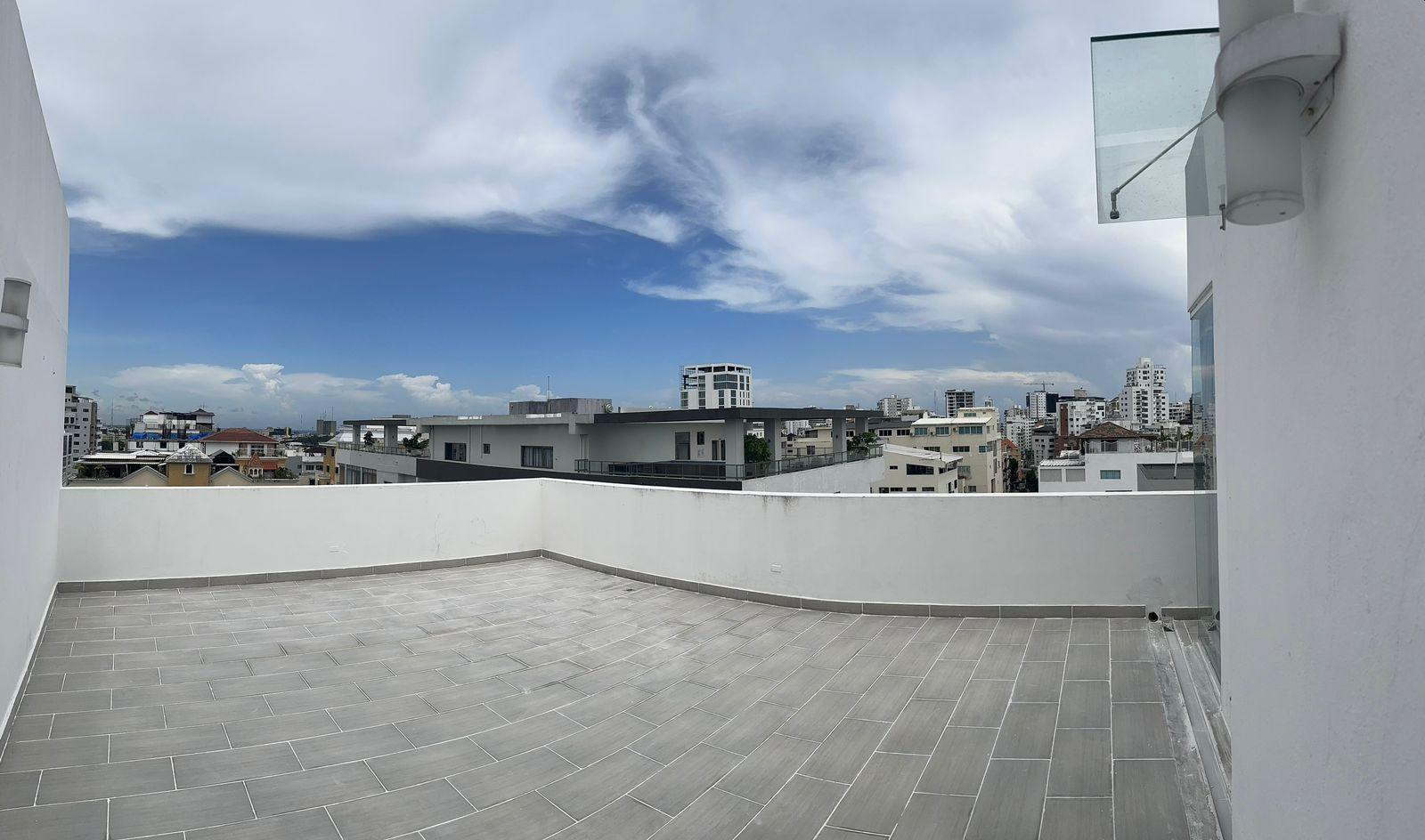 apartamentos - Apto Con Terraza en Último piso! Naco 0