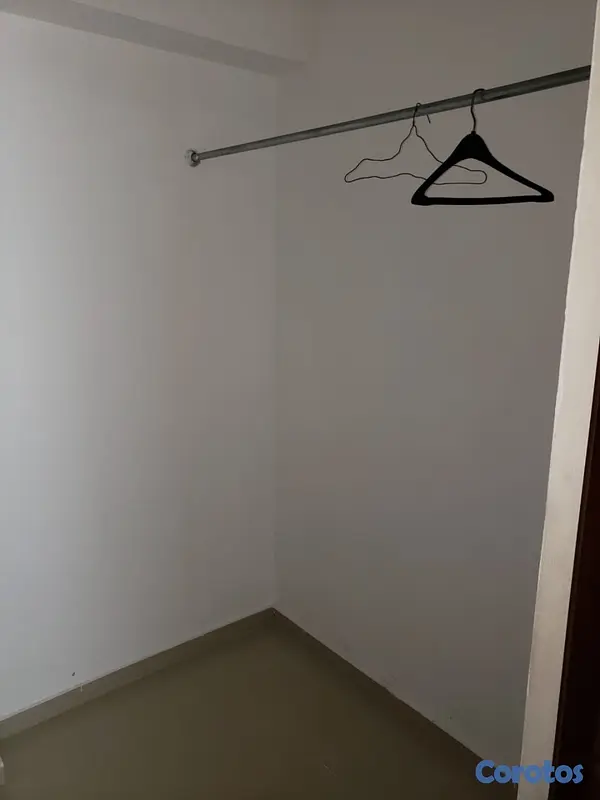 apartamentos - COMODO APARTAMENTO CON EXCELENTE UBICACIÓN EN MIRADOR NORTE 4