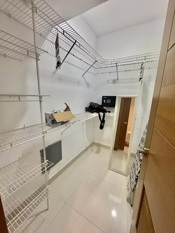 apartamentos - Apartamento En Alquiler Evaristo Morales 4