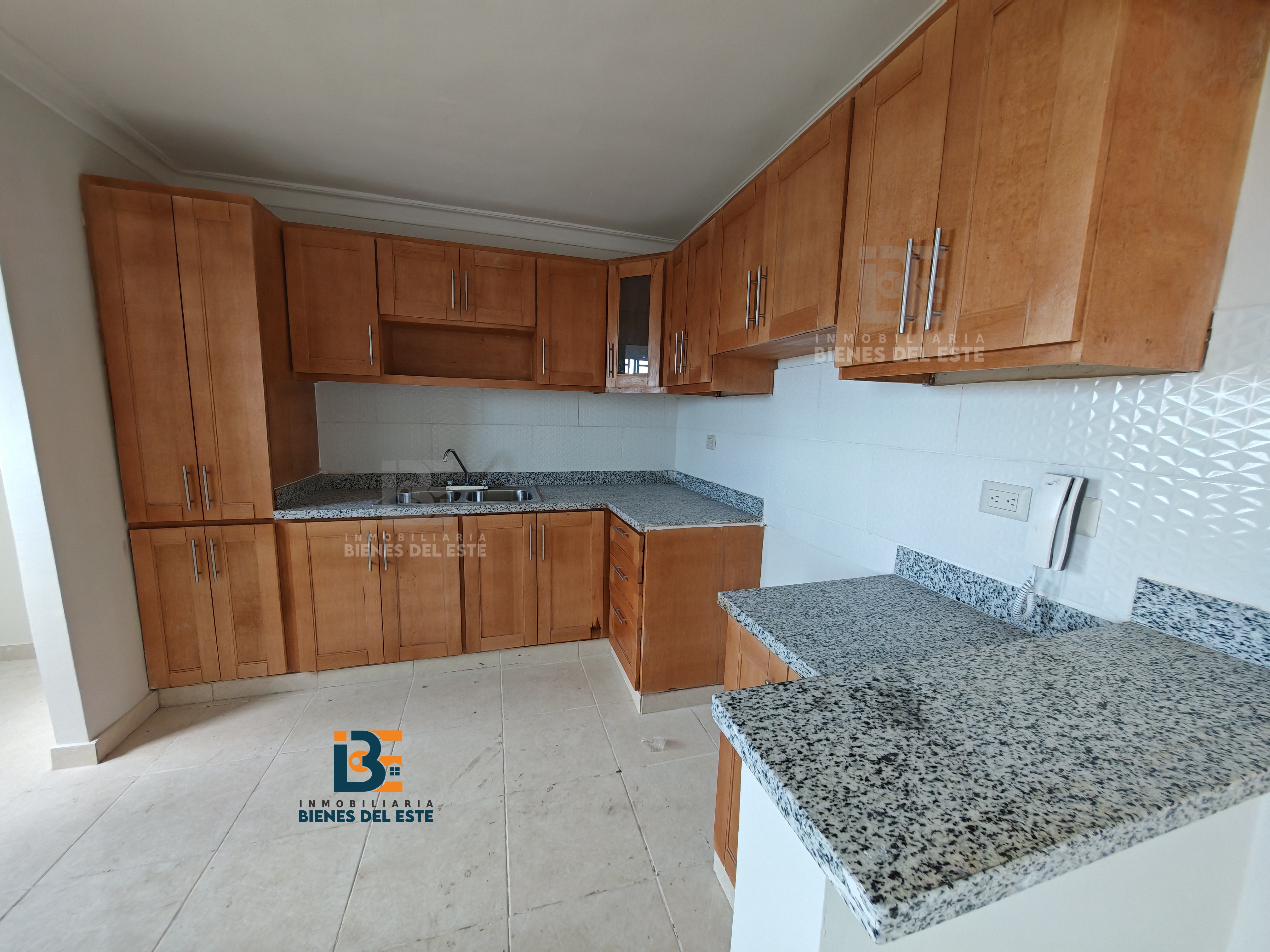 apartamentos - SE VENDE Apartamento CON ACCESO EXCLUSIVO. 2