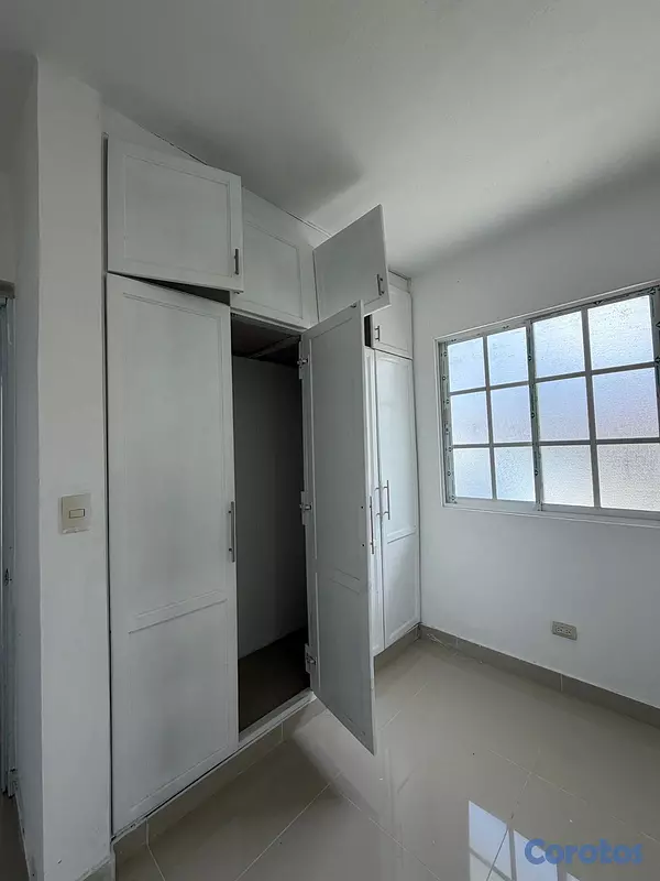 otros inmuebles - Vendo edificio de apartamentos y locales cormercia 3