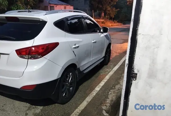 jeepetas y camionetas - Hyundai Tucson 2014 motor dohc  2
