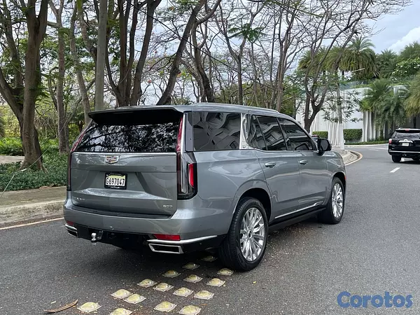 jeepetas y camionetas - Cadillac Escalade Premium Luxury 2023 5