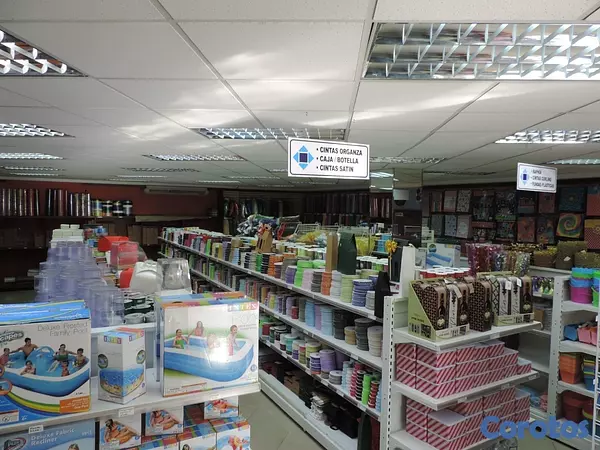 oficinas y locales comerciales - En venta edificio en la zona universitaria sto dgo 2